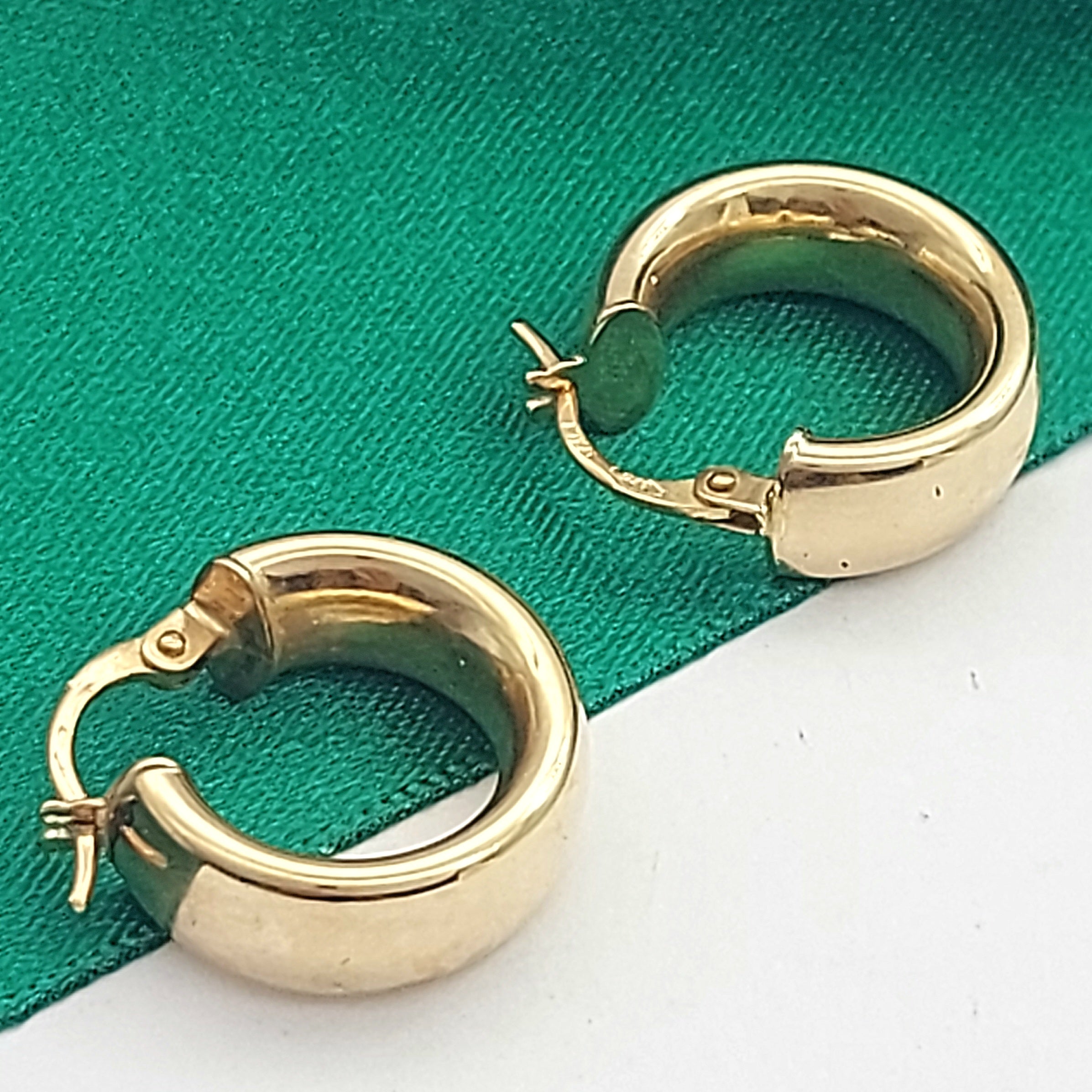 Ladies Italian Yellow Gold 9ct (375, 9K) Smooth Plain Round Thick Hoops
