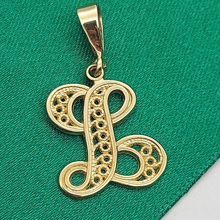 Ladies Yellow Gold 10ct (417, 10K) High Quality Patterned 'L' Initials Pendant