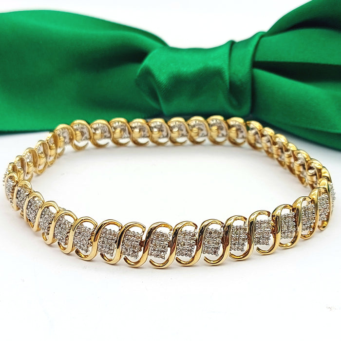 Ladies Yellow Gold 9ct (375,9K) Rare Natural Diamonds Caterpillar Bracelet