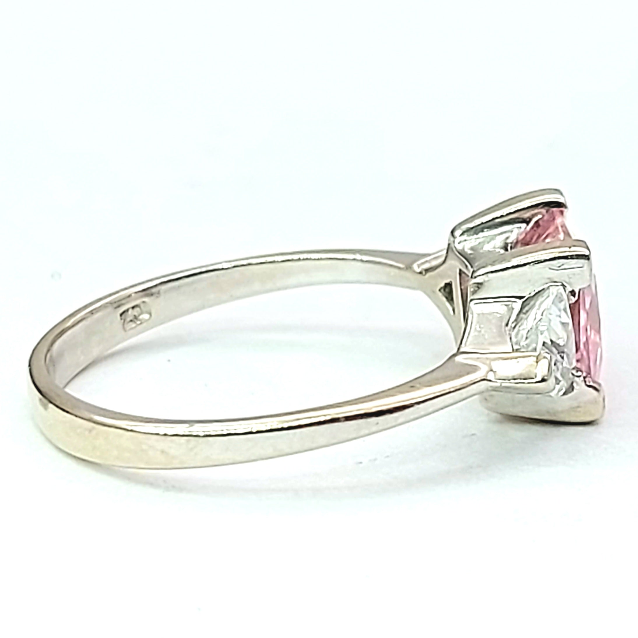 Ladies White Gold 9ct (375,9K) Princess Cut Pink Sapphire & Diamantes Ring
