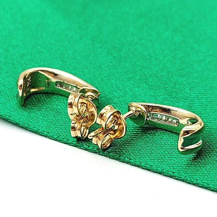 Ladies Yellow Gold 9ct (375,9k) Natural Baguette Cut Channel Set Diamond Studs