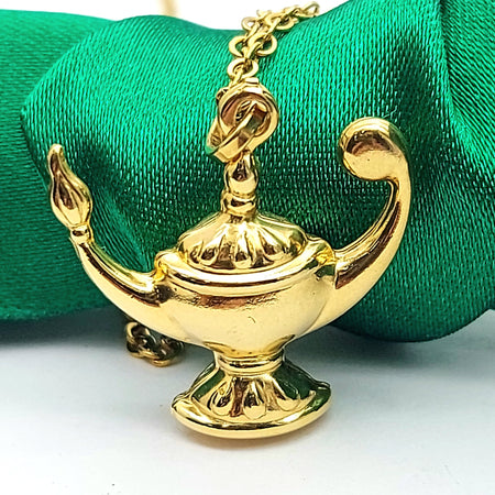 Ladies Yellow Gold 9ct (375, 9K) Rare Genie Lamp High Quality Pendant