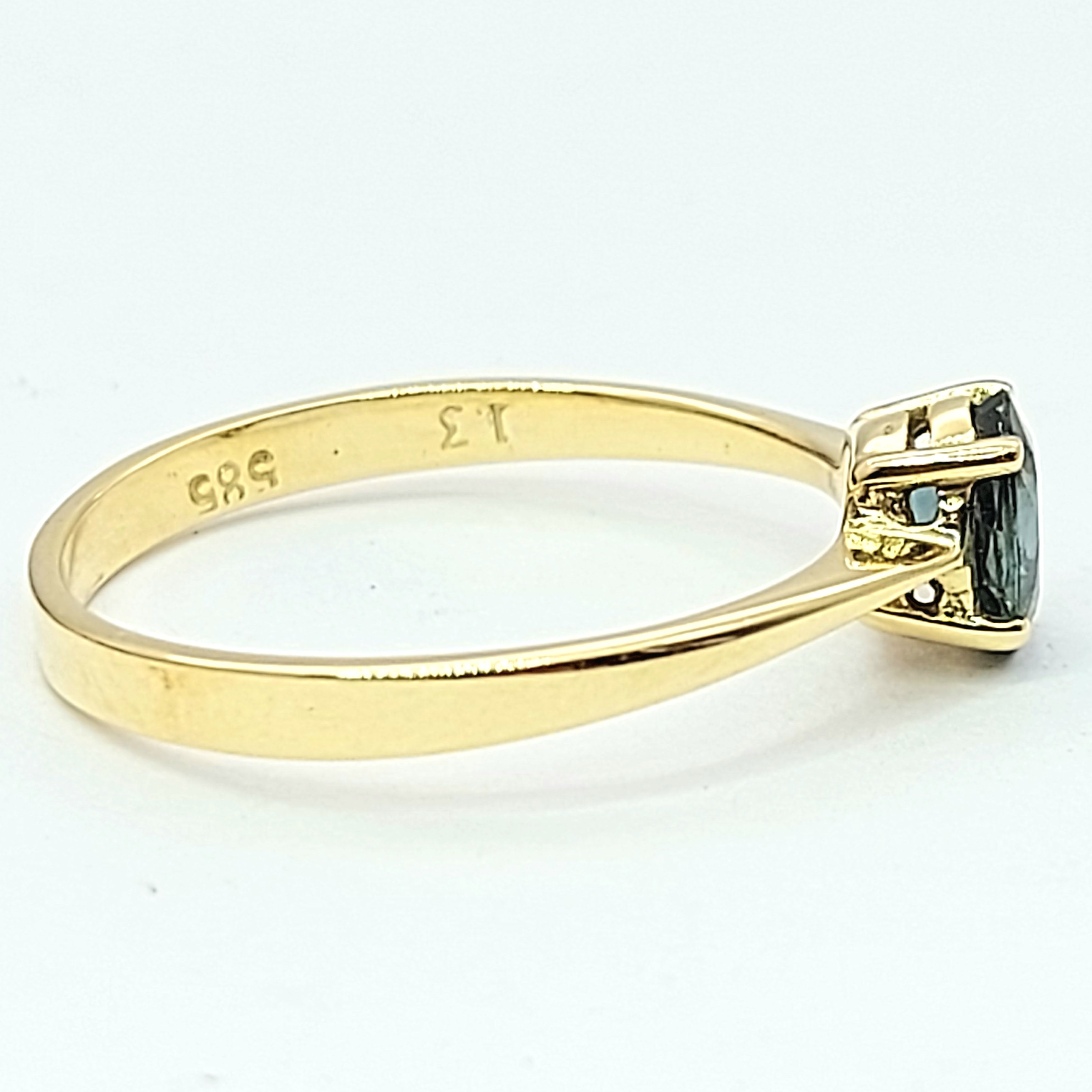 Ladies Yellow Gold 14ct (585,14k) Oval Natural Sapphire Birthstone Minimal Ring