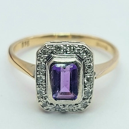Ladies Two-Tone Gold 9ct (375,9K) Amethyst & Diamonds 15pts Rectangle Ring