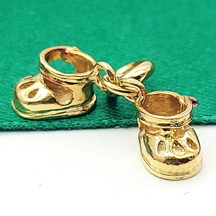 Little Children Boots Yellow Gold 9ct (375, 9K) Rare High Quality Pendant/Charm