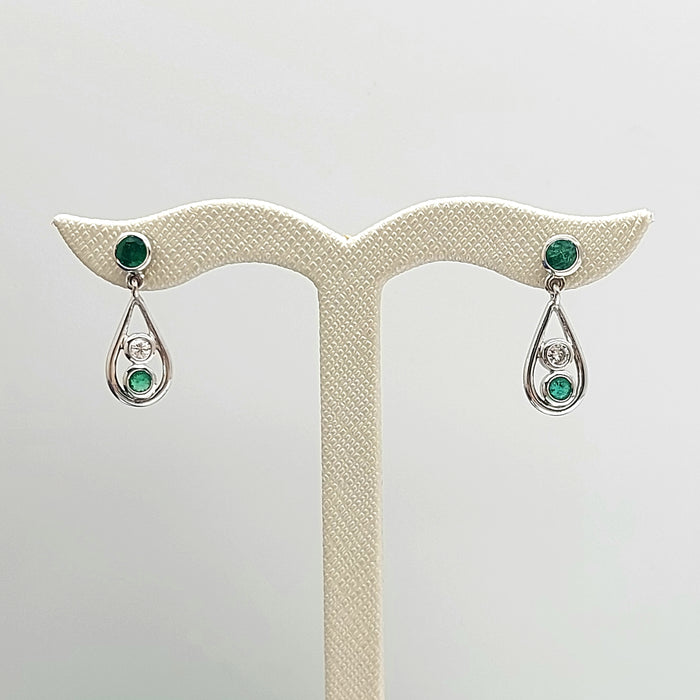 Ladies White Gold 18ct (750, 18K) Drop Dangle Natural Emerald & Diamond Earrings