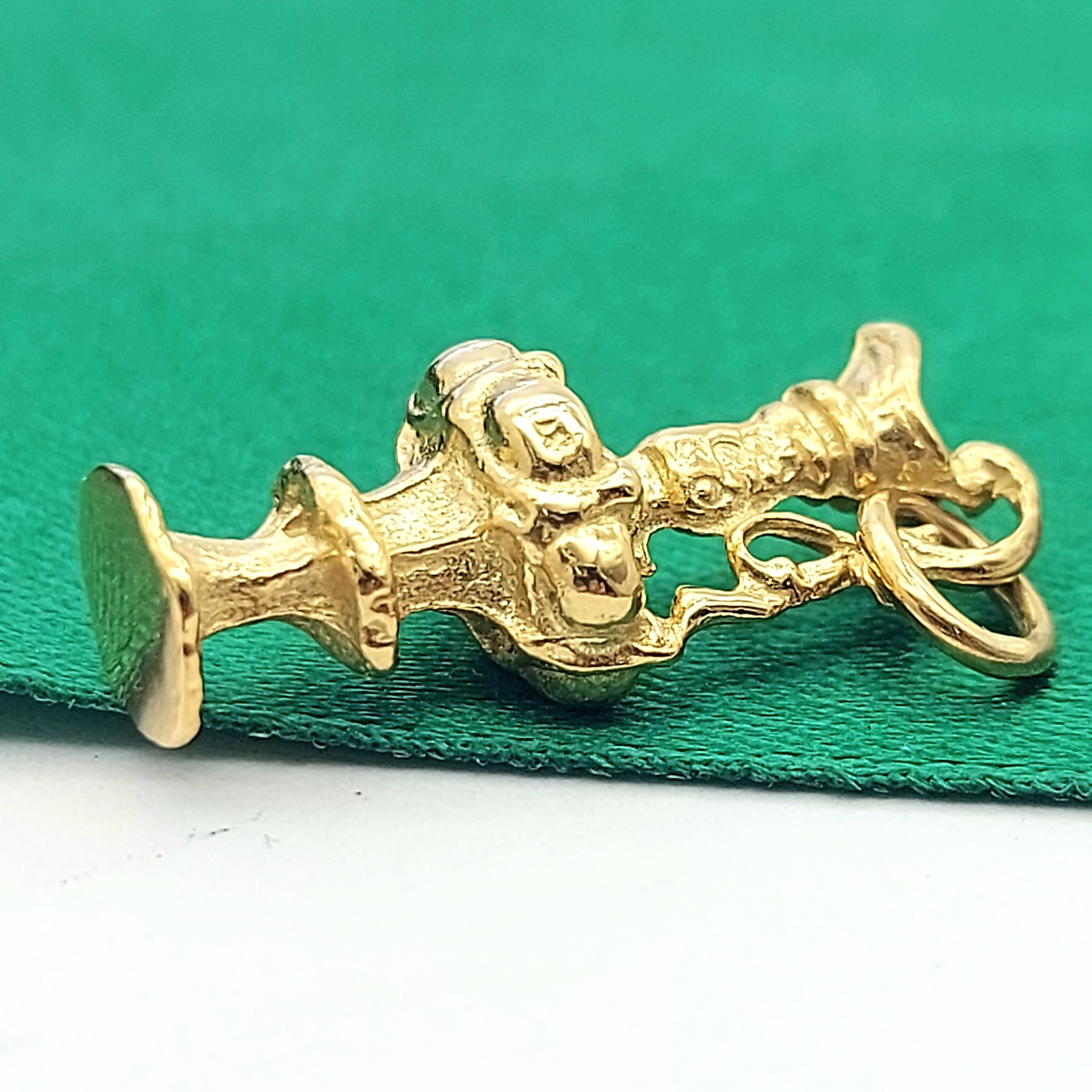 Water Fountain Yellow Gold 18ct (750, 18K) Rare Solid Artisan Antique Pendant