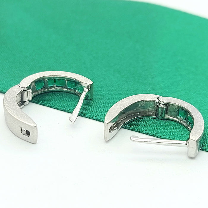 Natural Emeralds Oval Huggies Matt Finish White Gold 18ct (750, 18k) Earrings