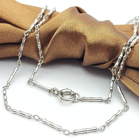 Ladies Platinum (850) High Quality Unique Bone Link Chain Necklace