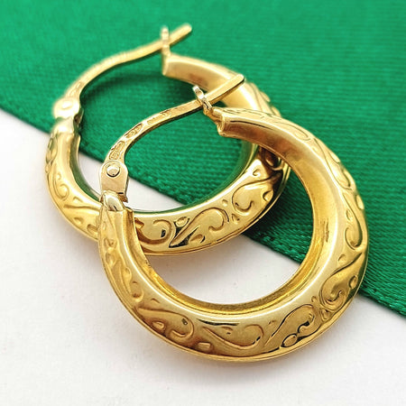 Ladies Yellow Gold 9ct (375,9K) UNOAERRE Knives Edge Patterned Hoop Earrings