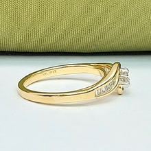 Load image into Gallery viewer, Ladies Yellow Gold 18ct (750, 18k) Rare Bypass Swirl Natural Diamond Ring