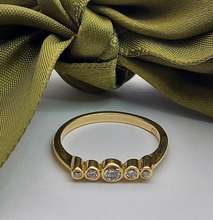 Load image into Gallery viewer, Ladies 18ct (750, 18K) Yellow Gold 0.18ct Natural Diamond Bezel Dress Ring