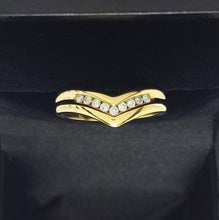 Load image into Gallery viewer, Ladies Ring 9ct (375, 9K) Yellow Gold V Shape Curve Style (0.26ct) Diamond Ring