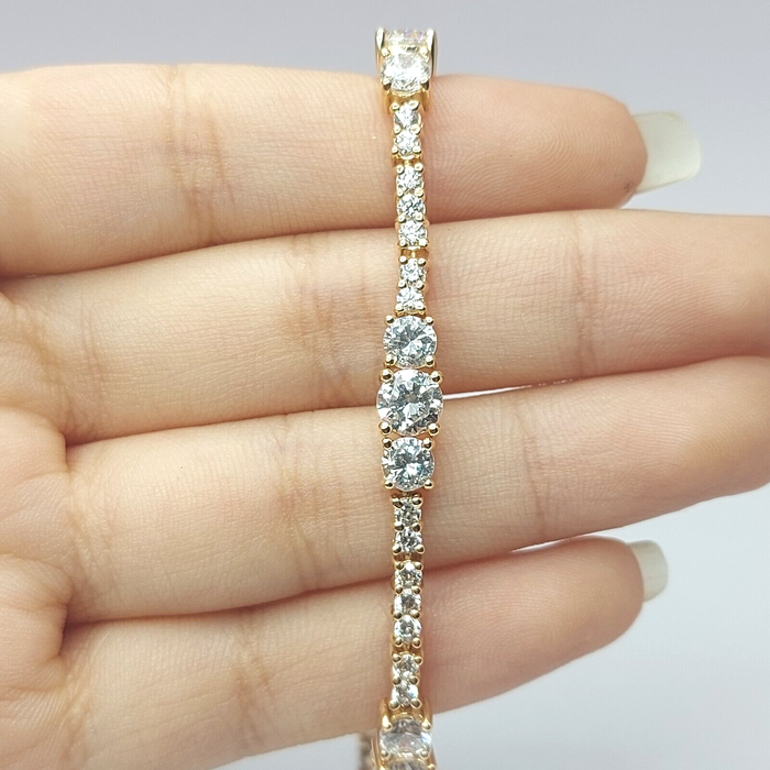 Ladies Bracelet 14ct (585, 14K) Yellow Gold Graduated Diamantes Tennis Bracelet