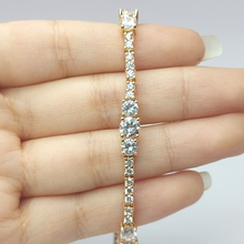 Load image into Gallery viewer, Ladies Bracelet 14ct (585, 14K) Yellow Gold Graduated Diamantes Tennis Bracelet