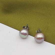 Load image into Gallery viewer, Ladies Silver (925) Silver Round Purple Pearl Stud Earrings