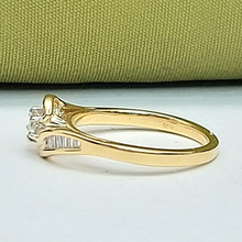 Load image into Gallery viewer, Ladies Yellow Gold 18ct (750, 18k) Rare Bypass Swirl Natural Diamond Ring