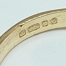 Load image into Gallery viewer, Ladies Yellow Gold 9ct (375,9k) Natural Garnets & Diamonds Vintage Dress Ring