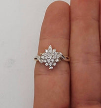 Load image into Gallery viewer, Ladies Ring 9ct (375, 9K) Yellow & White Gold Diamond Shape Design Ring