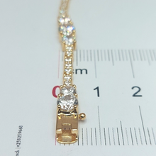 Load image into Gallery viewer, Ladies Bracelet 14ct (585, 14K) Yellow Gold Graduated Diamantes Tennis Bracelet