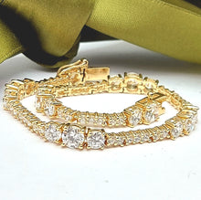 Load image into Gallery viewer, Ladies Bracelet 14ct (585, 14K) Yellow Gold Graduated Diamantes Tennis Bracelet