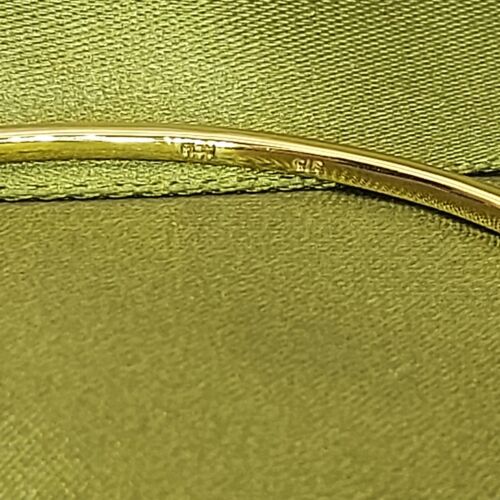 Ladies Bangle 9ct (375, 9K) Two Tone Gold Diamond (25pts) Oval Bangle