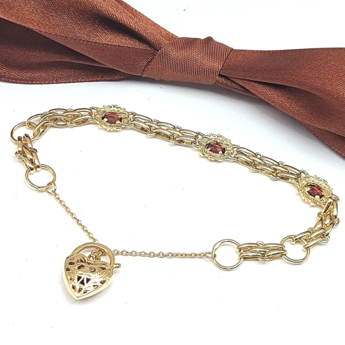 Ladies Yellow Gold 9ct (375, 9K) Rare Heart Padlock Natural Garnet Gate Bracelet