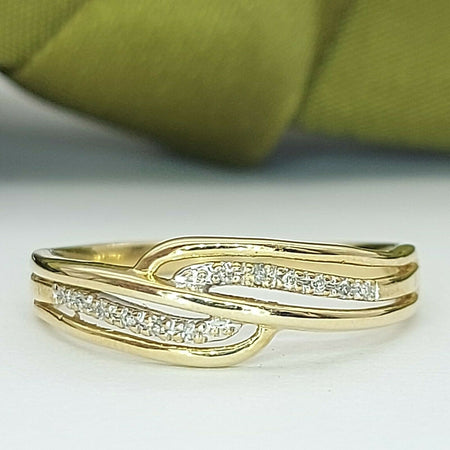 Ladies Ring 9ct (375, 9K) Yellow Gold Diamond Chip Dress Ring