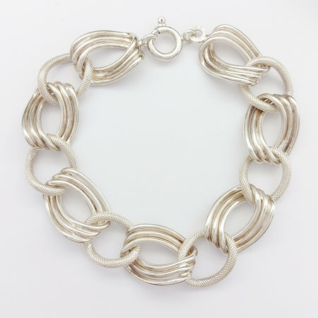 Ladies Bracelet 800 Sterling Silver RARE Textured Twist Oval Link Bracelet
