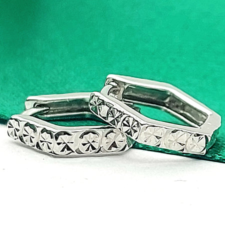 Ladies White Gold 9ct (375,9k) High Quality Diamond-Cut Hexagon Huggies