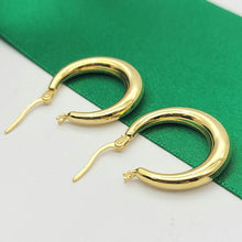 Load image into Gallery viewer, Ladies Italian Yellow Gold 9ct (375, 9K) Plain Graduating Hoops
