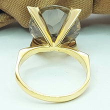 Load image into Gallery viewer, Ladies Yellow Gold 9ct (375,9k) Large Smoky Quartz with Four Claw Prong Ring
