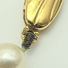 Load image into Gallery viewer, Ladies Yellow Gold 9ct (375, 9K) Vintage Style 77x Freshwater Pearls Necklace
