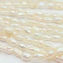 Load image into Gallery viewer, Ladies Yellow Gold 14ct(585,14K) High Quality Freshwater Pearls Layered Necklace
