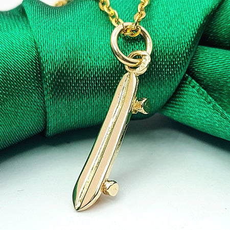 Skateboard Yellow Gold 9ct (375, 9K) Rare Handmade High Quality Pendant