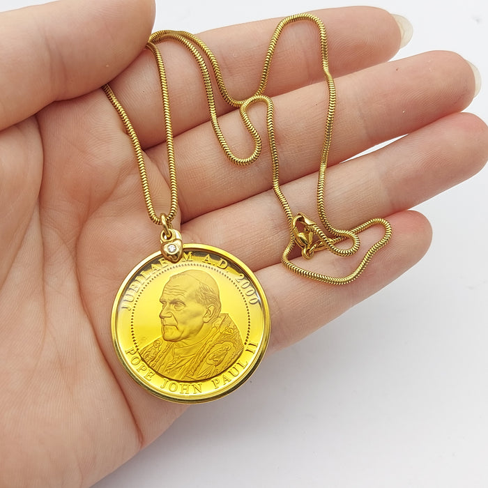 Pope John Paul II 1/2 Oz (24k) GoldQuest Yellow Gold 18ct (750, 18K) Necklace