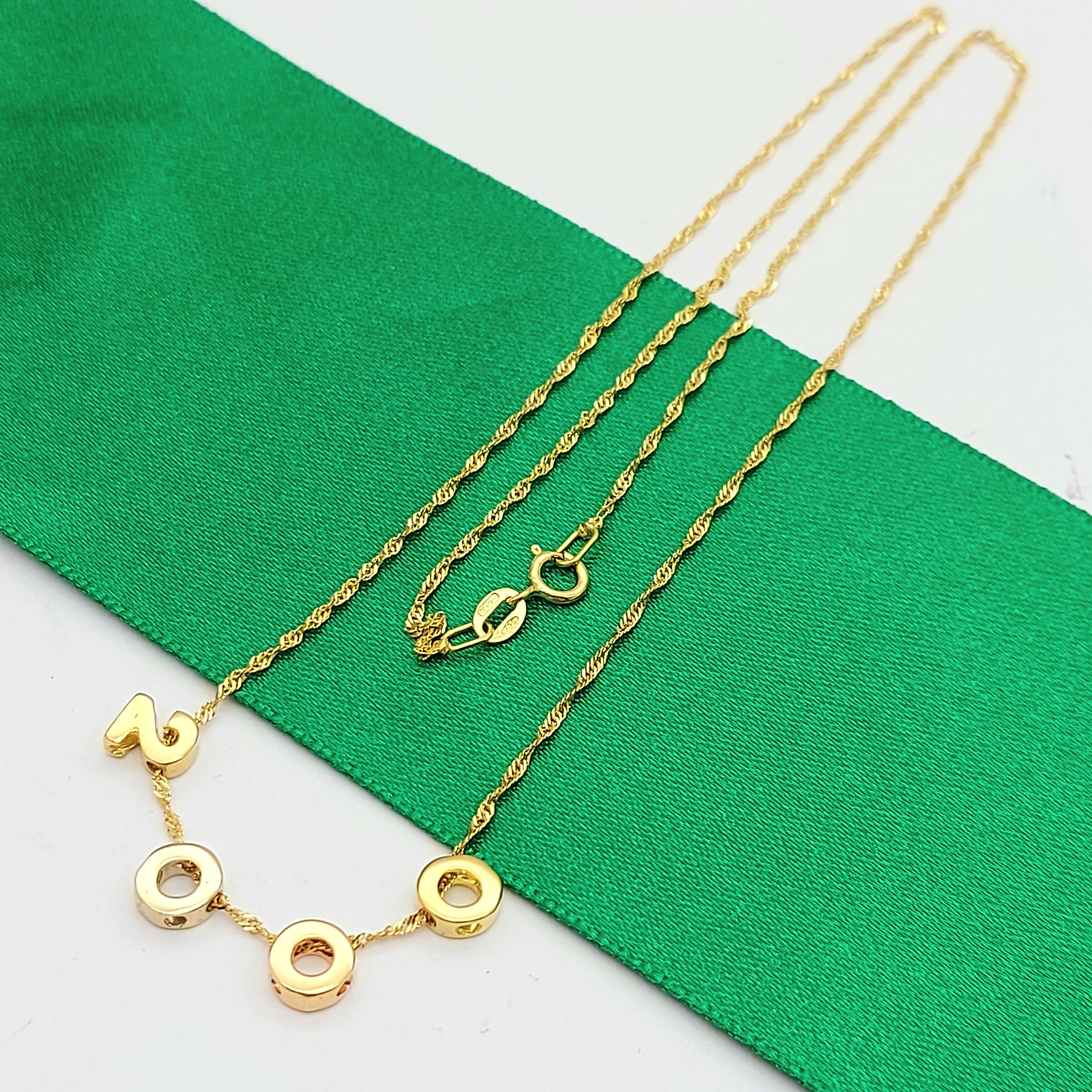 '2000' Birth Year Tri-Tone Gold 18ct (750, 18K) Rare Ladies Charms Necklace
