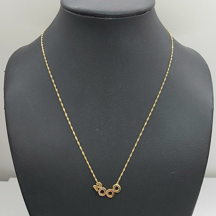 '2000' Birth Year Tri-Tone Gold 18ct (750, 18K) Rare Ladies Charms Necklace
