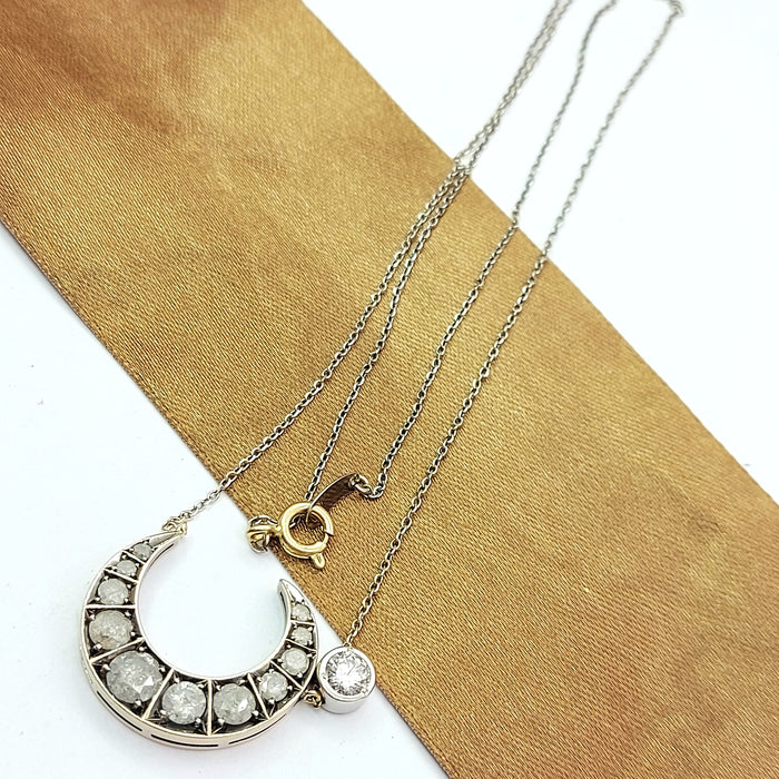 Ladies White Gold 18ct (750,18K) Clouded Diamonds Iranian Crescent Moon Necklace