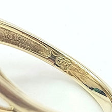 Load image into Gallery viewer, Ladies Yellow Gold 9ct (375,9K) Unique Floral Formation Cluster Diamonds Ring
