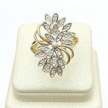 Load image into Gallery viewer, Ladies Yellow Gold 9ct (375,9K) Unique Floral Formation Cluster Diamonds Ring
