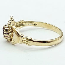 Load image into Gallery viewer, Ladies Yellow Gold 9ct (375,9K) Unique Claddagh Irish Amethyst Ring
