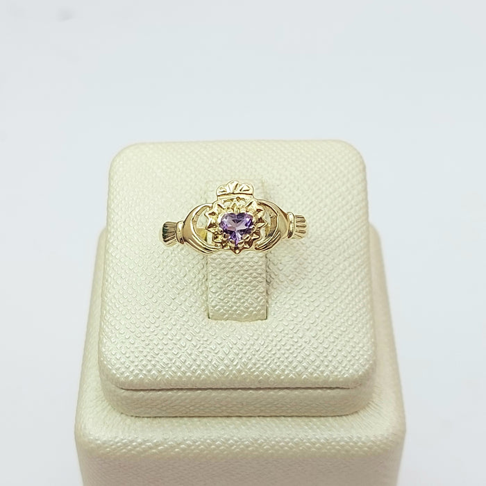 Ladies Yellow Gold 9ct (375,9K) Unique Claddagh Irish Amethyst Ring