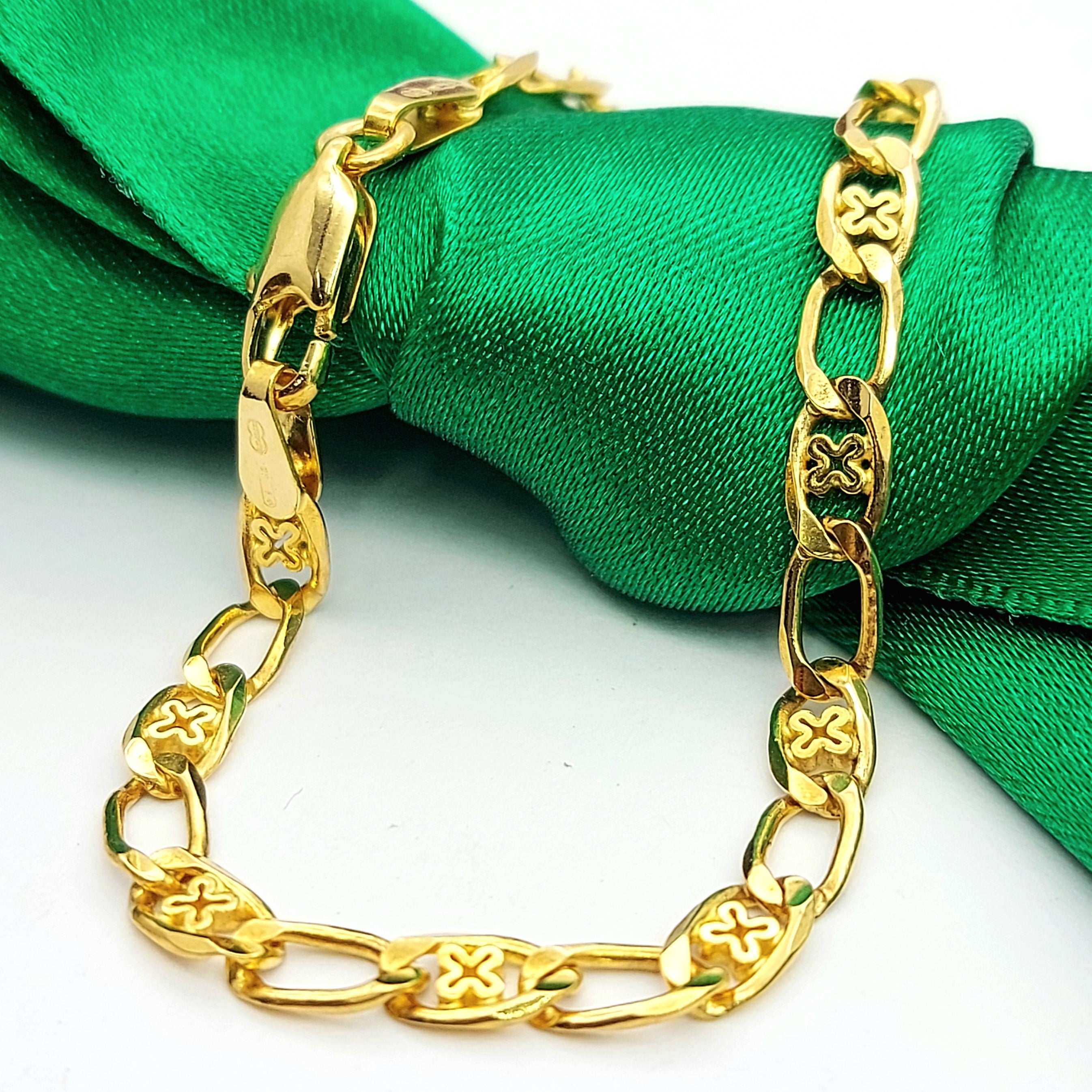 Ladies Yellow Gold 9ct (375, 9K) Rare Criss-Cross Curb Link Bracelet