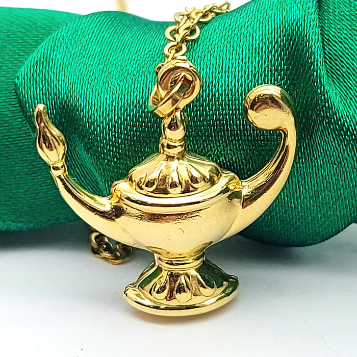 Ladies Yellow Gold 9ct (375, 9K) Rare Genie Lamp High Quality Pendant