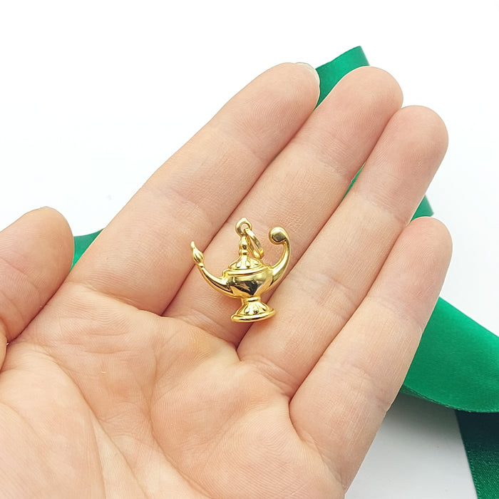 Ladies Yellow Gold 9ct (375, 9K) Rare Genie Lamp High Quality Pendant