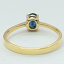 Load image into Gallery viewer, Ladies Yellow Gold 14ct (585,14k) Oval Natural Sapphire Birthstone Minimal Ring
