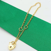 Load image into Gallery viewer, Children&#39;s Yellow Gold 9ct (375,9K) Screw Design Heart Padlock Chain Bracelet
