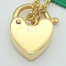 Load image into Gallery viewer, Children&#39;s Yellow Gold 9ct (375,9K) Screw Design Heart Padlock Chain Bracelet
