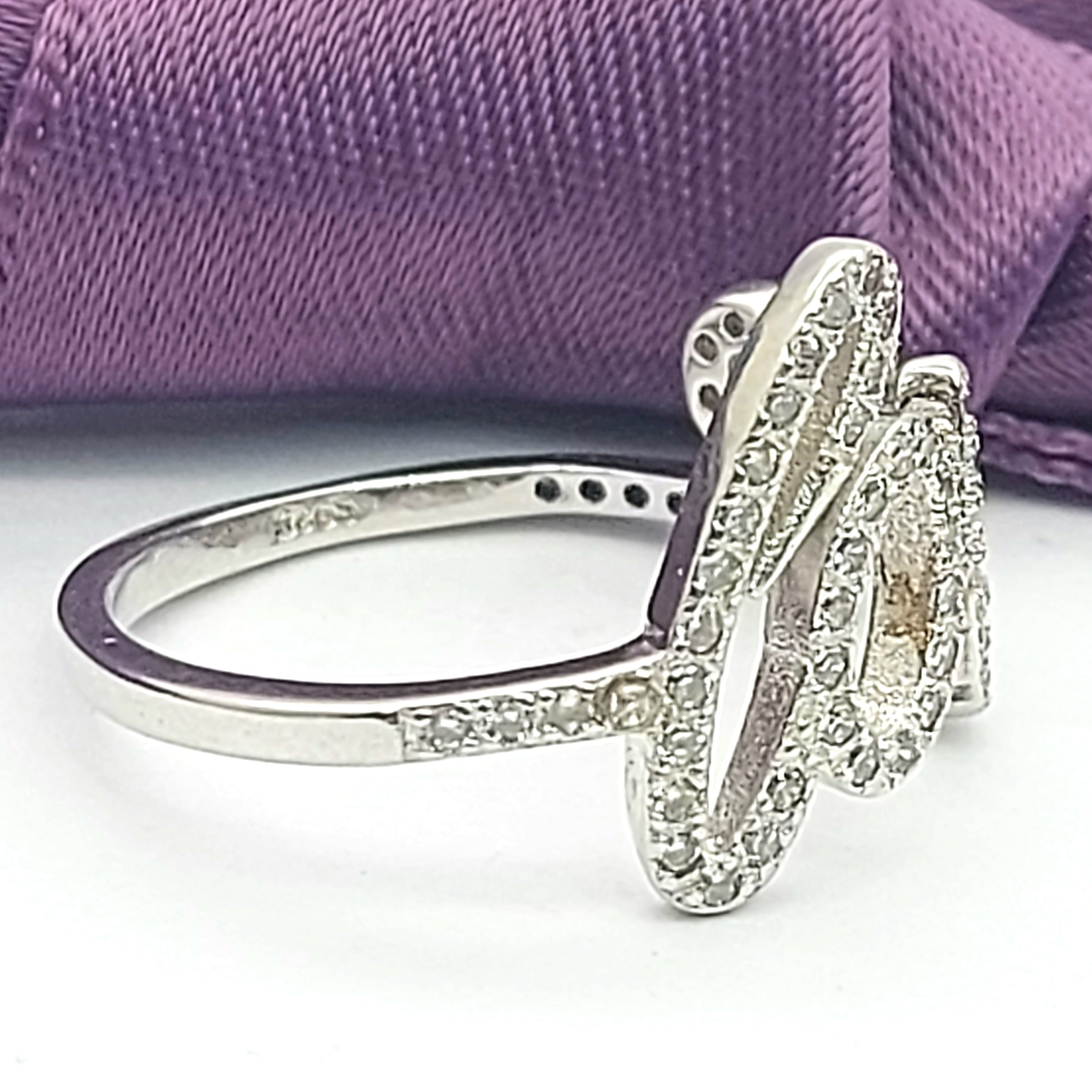 Diamantes 'LOVE' Ladies Sterling Silver (925) High Quality Ring